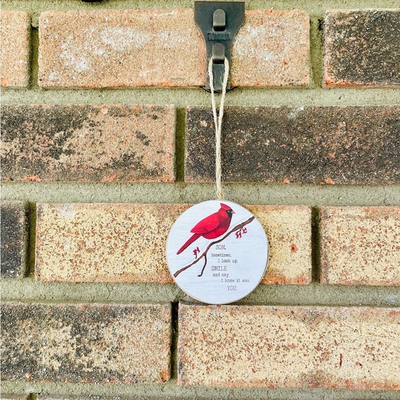 *Son Round Cardinal Ornament - Picture 5 of 12